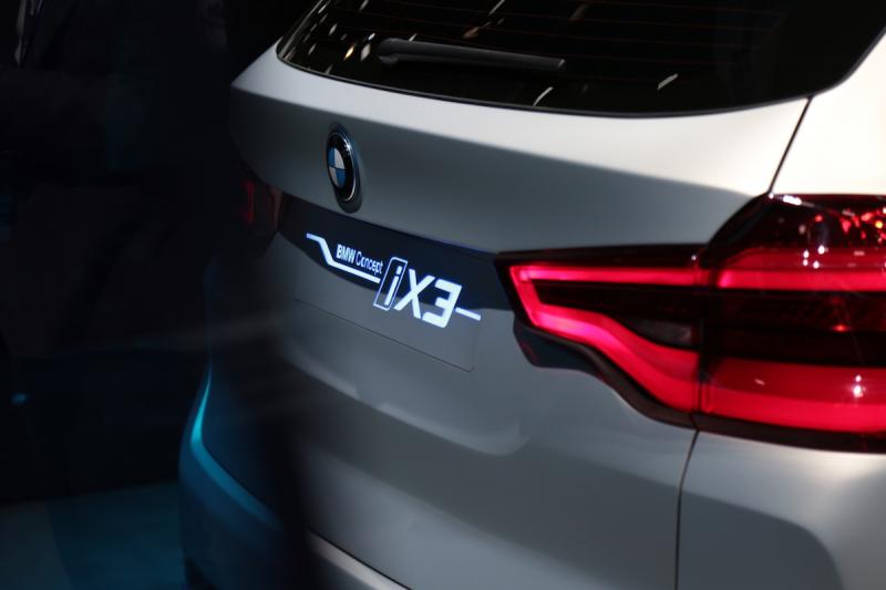  - BMW iX3 | nos photos depuis le Mondial de l'Auto 2018